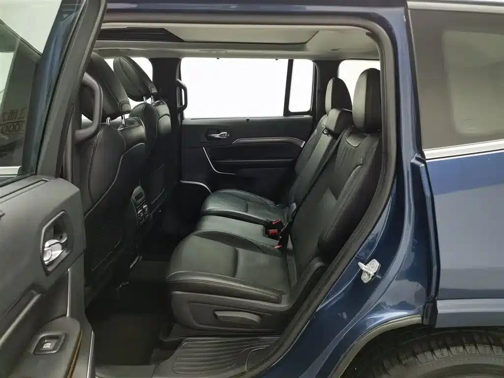 Grand Commander 2018 2.0T 4WD Premium Edition (National V Emission Standard) — миниатюра 15