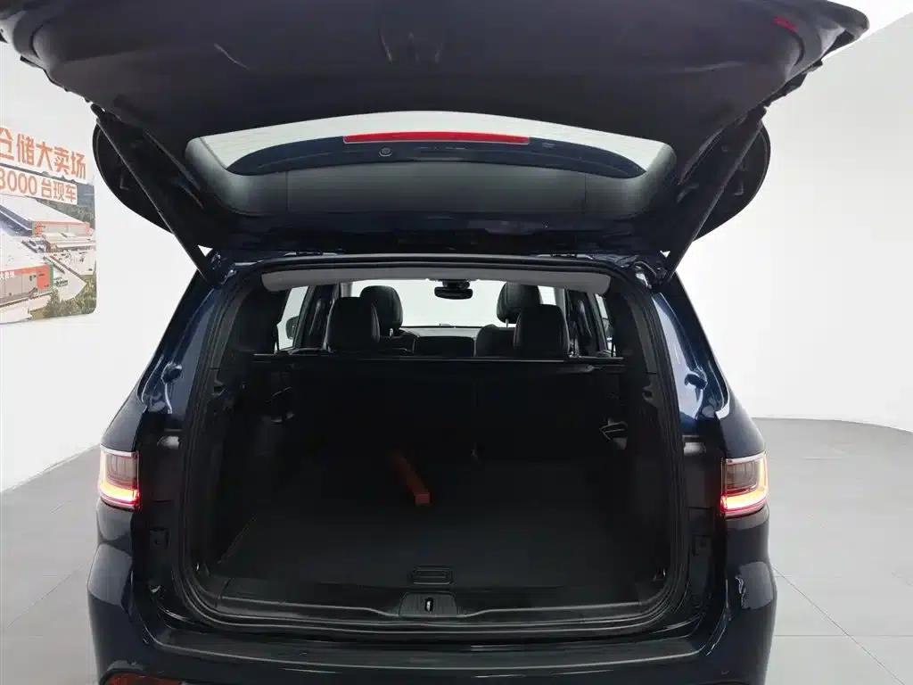 Grand Commander 2018 2.0T 4WD Premium Edition (National V Emission Standard) — миниатюра 16