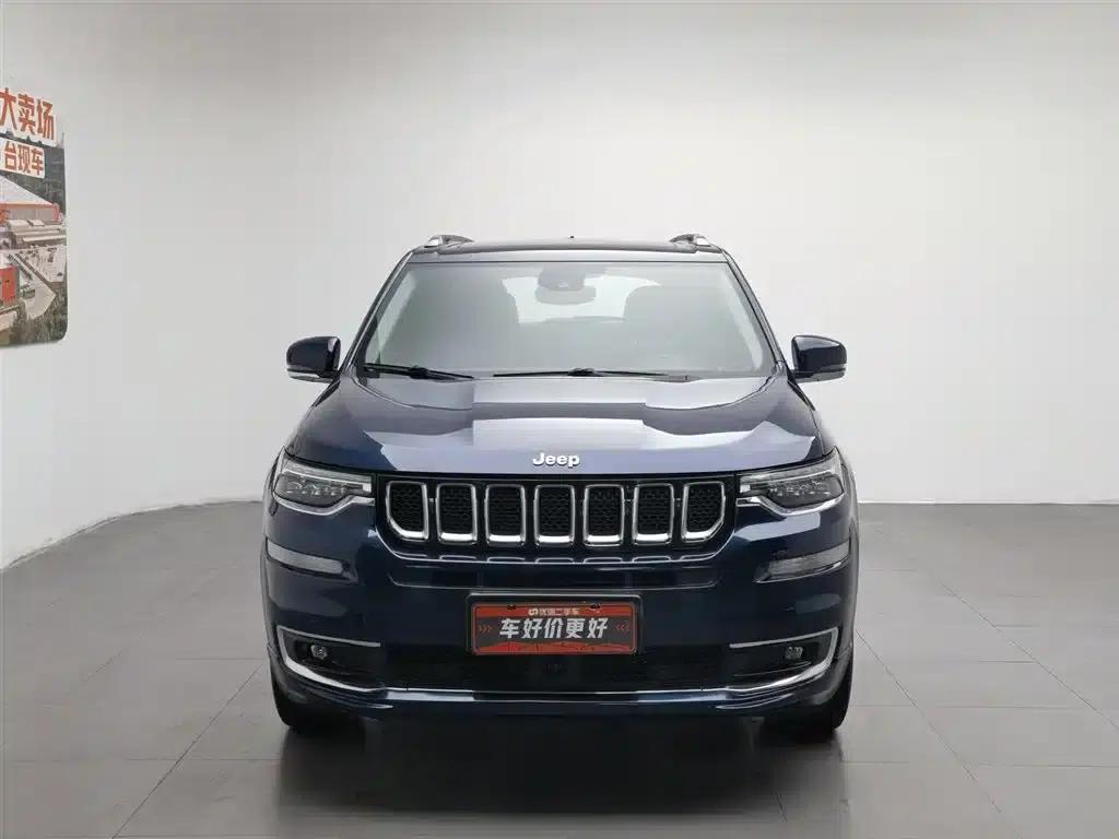 Grand Commander 2018 2.0T 4WD Premium Edition (National V Emission Standard) — миниатюра 3