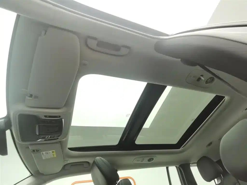 Grand Commander 2022 2.0T 2WD Luxury Edition — миниатюра 14