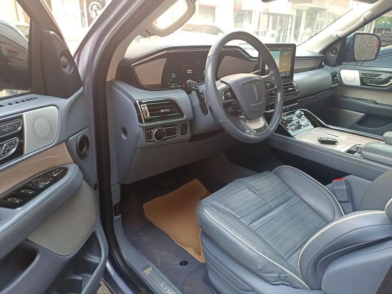 Lincoln Navigator 2020 3.5T Presidential Series — миниатюра 17