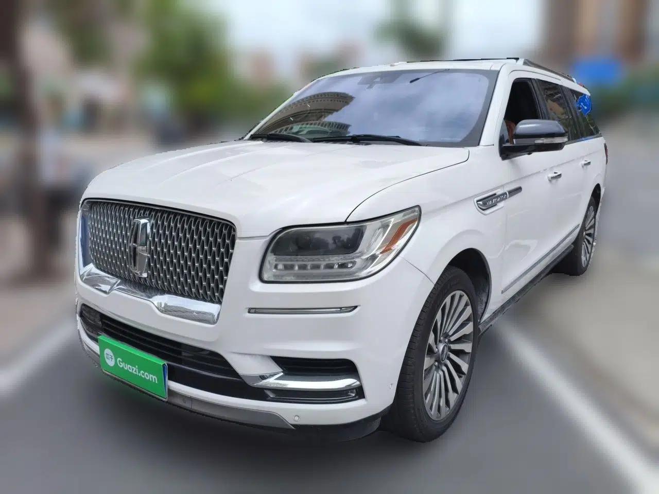 Lincoln Navigator 2018 3.5T Prestige Version China V Emission Standard — миниатюра 1