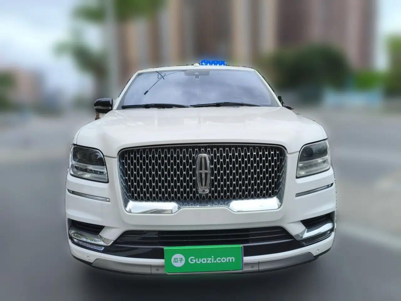 Lincoln Navigator 2018 3.5T Prestige Version China V Emission Standard — миниатюра 2