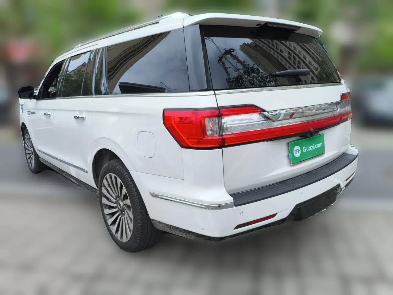 Lincoln Navigator 2018 3.5T Prestige Version China V Emission Standard — миниатюра 4