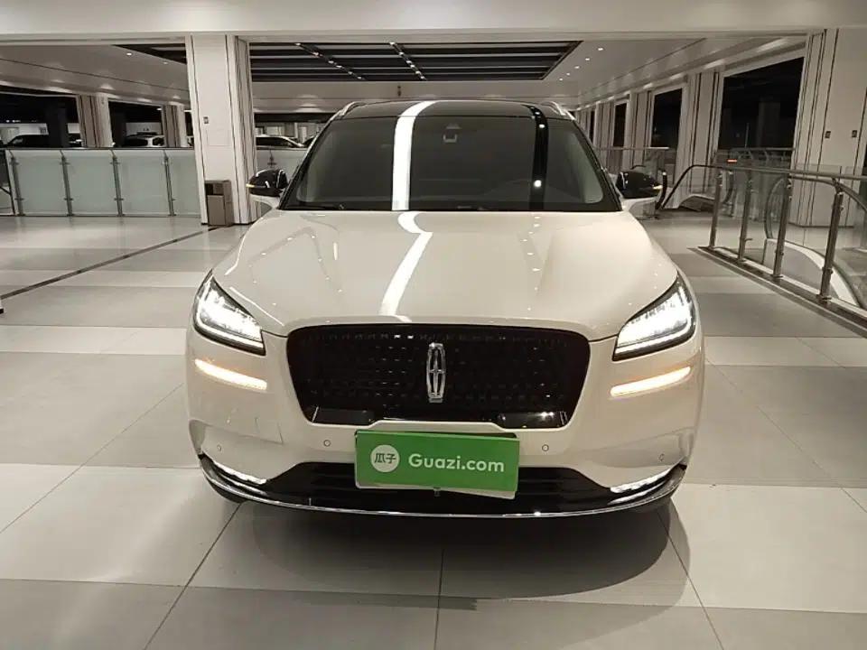 Lincoln Corsair 2022 2.0T Two-Wheel Drive Luxury Edition — миниатюра 2