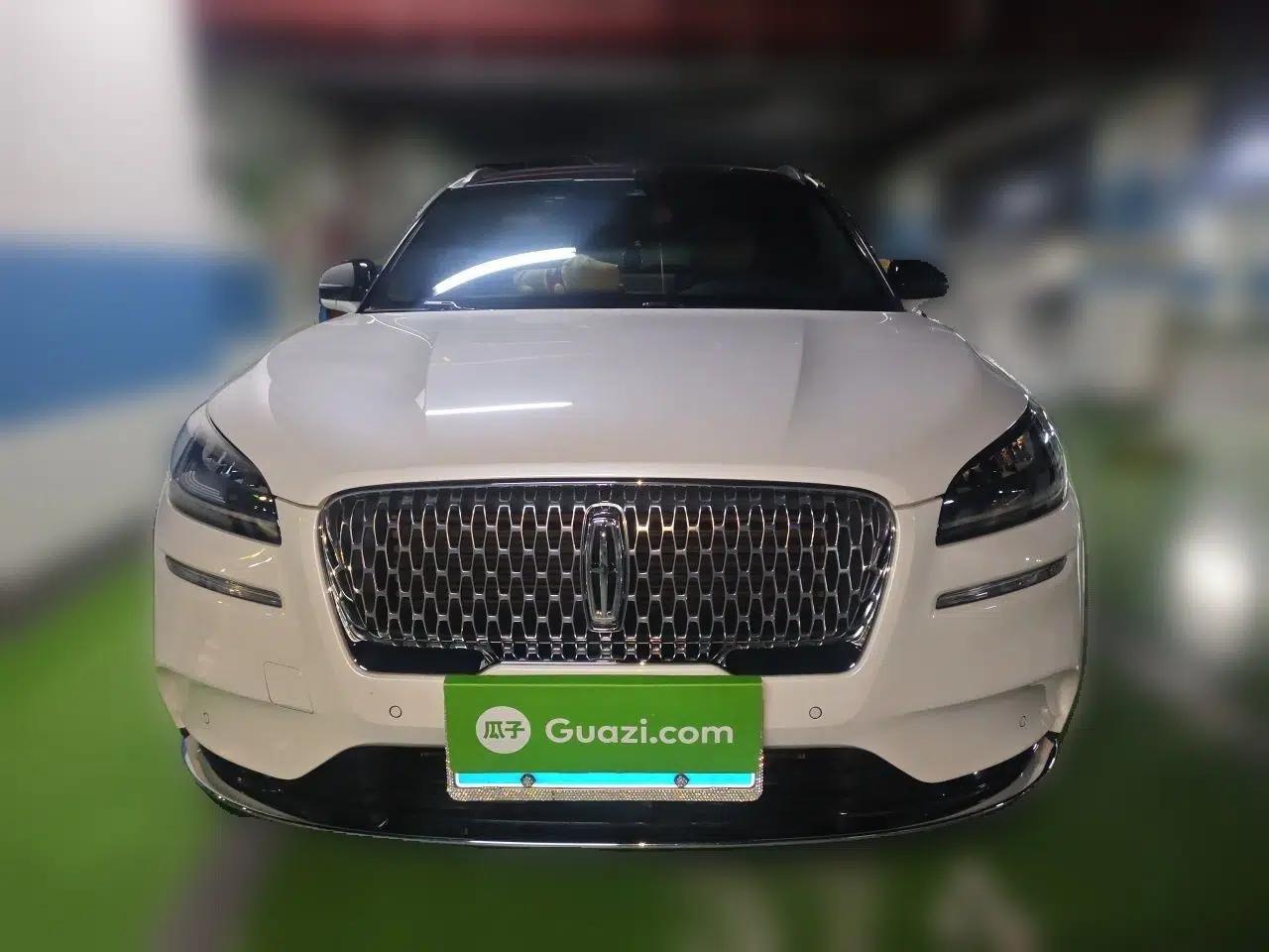Lincoln Corsair 2022 2.0T Two-Wheel Drive Luxury Edition — миниатюра 2