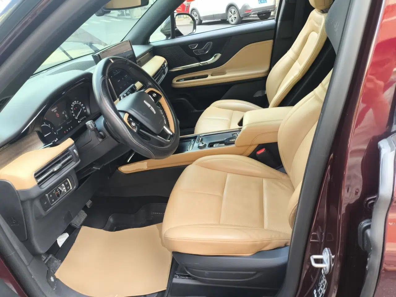 Lincoln Corsair 2020 2.0T Two-Wheel Drive Luxury Edition — миниатюра 16