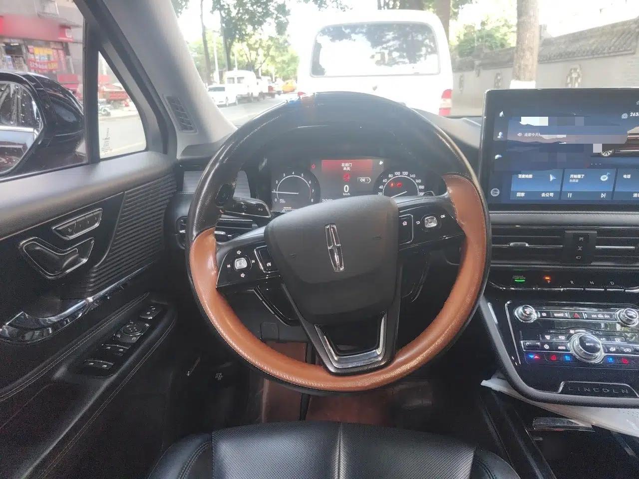 Lincoln Corsair 2020 2.0T Two-Wheel Drive Luxury Edition — миниатюра 11