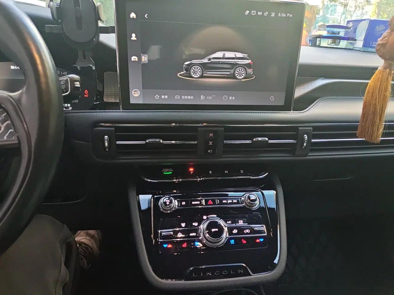Lincoln Corsair 2021 2.0T Two-Wheel Drive Deluxe Edition — миниатюра 14