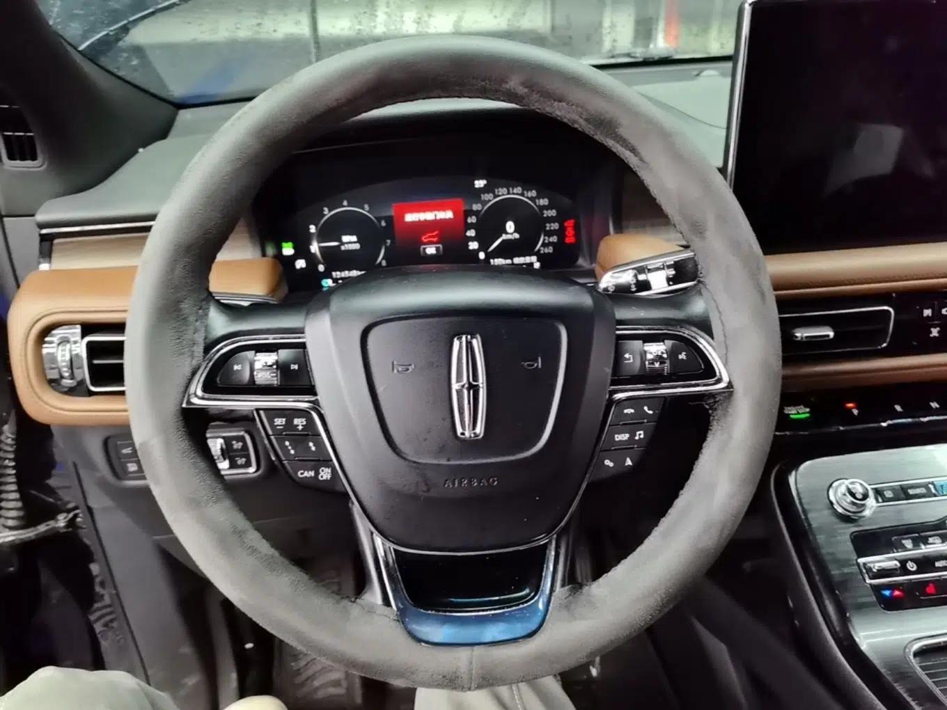 Lincoln Nautilus 2021 2.0T Four-Wheel Drive Luxury Edition — миниатюра 13