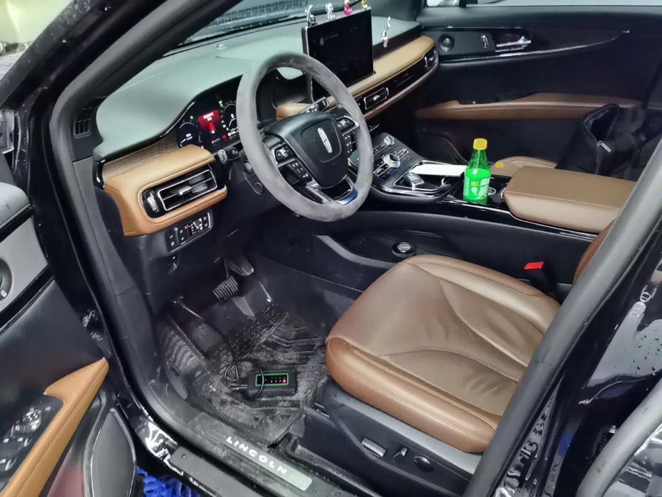 Lincoln Nautilus 2021 2.0T Four-Wheel Drive Luxury Edition — миниатюра 17