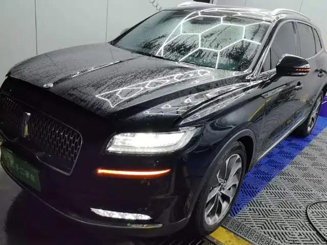 Lincoln Nautilus 2021 2.0T Four-Wheel Drive Luxury Edition