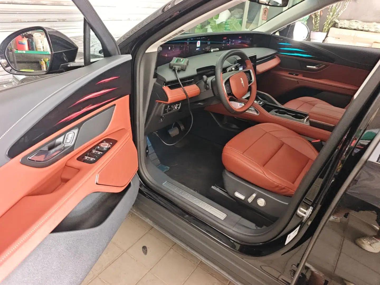 Lincoln Nautilus 2023 2.0T All-Wheel-Drive Luxury Hybrid Edition — миниатюра 19