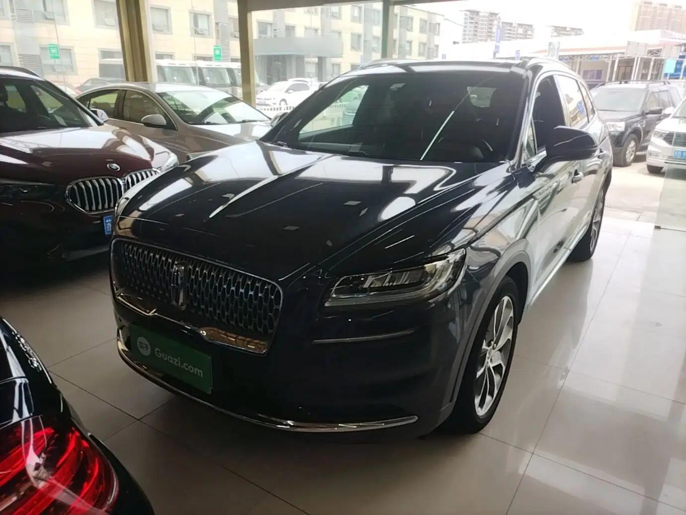 Lincoln Nautilus 2021 2.0T Four-Wheel Drive Luxury Edition — миниатюра 1
