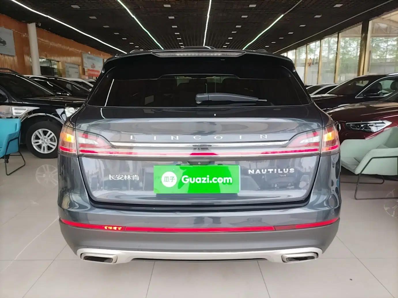 Lincoln Nautilus 2021 2.0T Four-Wheel Drive Luxury Edition — миниатюра 5