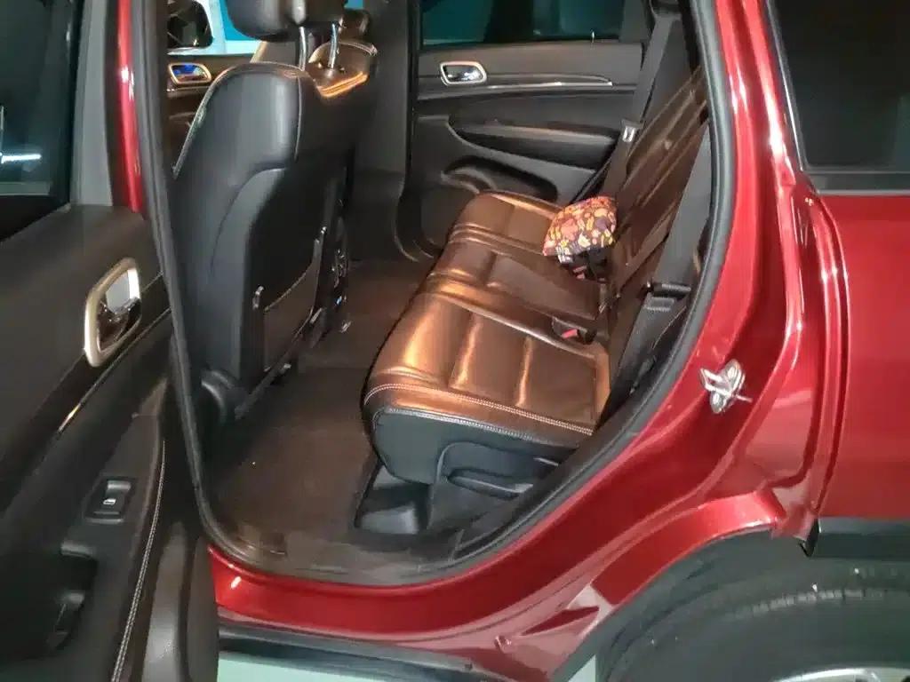 2014 Jeep Grand Cherokee Imported Model 3.6L Elite Navigation Edition — миниатюра 15