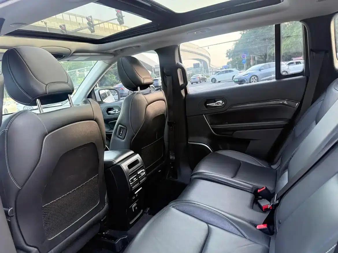 Commander PHEV 2020 2.0T Plug-in Hybrid Enjoy Edition — миниатюра 11