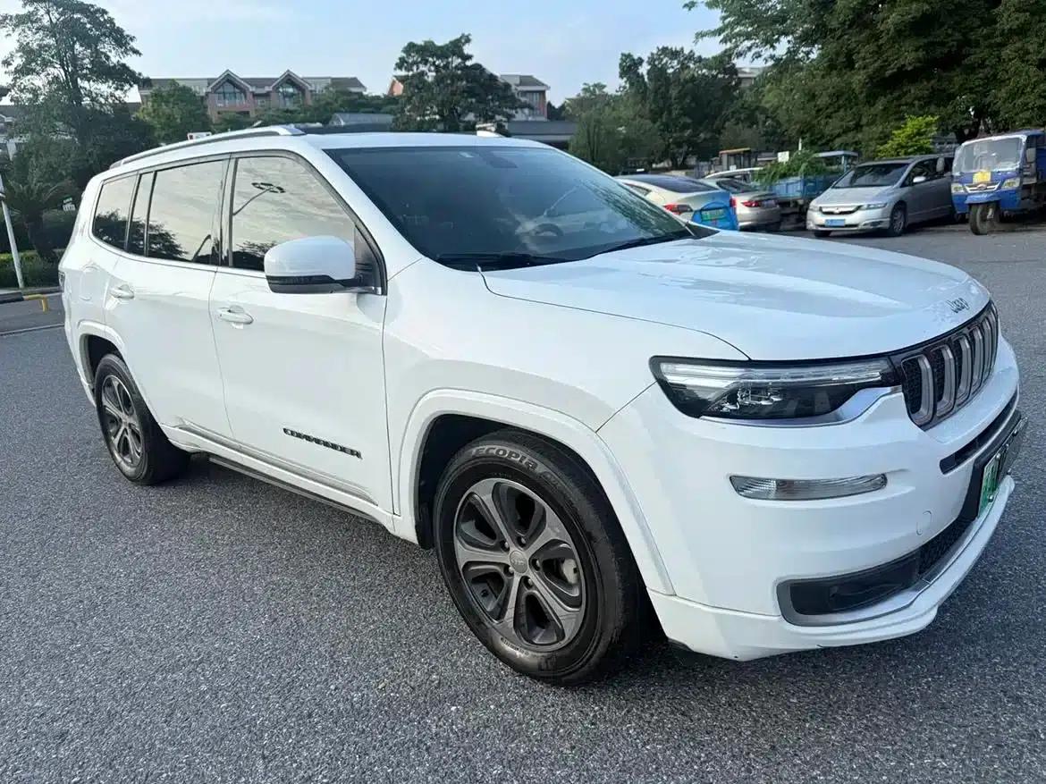 Commander PHEV 2020 2.0T Plug-in Hybrid Enjoy Edition — миниатюра 3