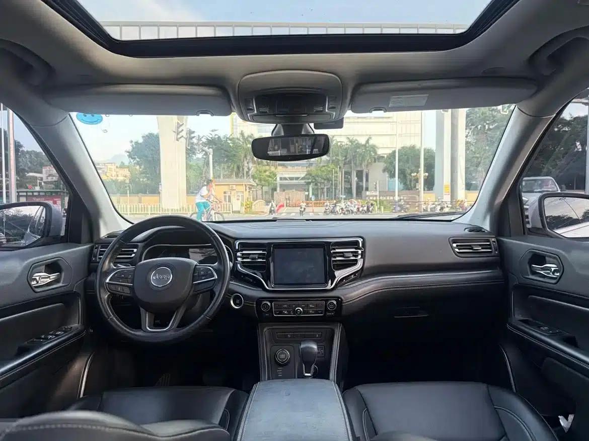 Commander PHEV 2020 2.0T Plug-in Hybrid Enjoy Edition — миниатюра 10