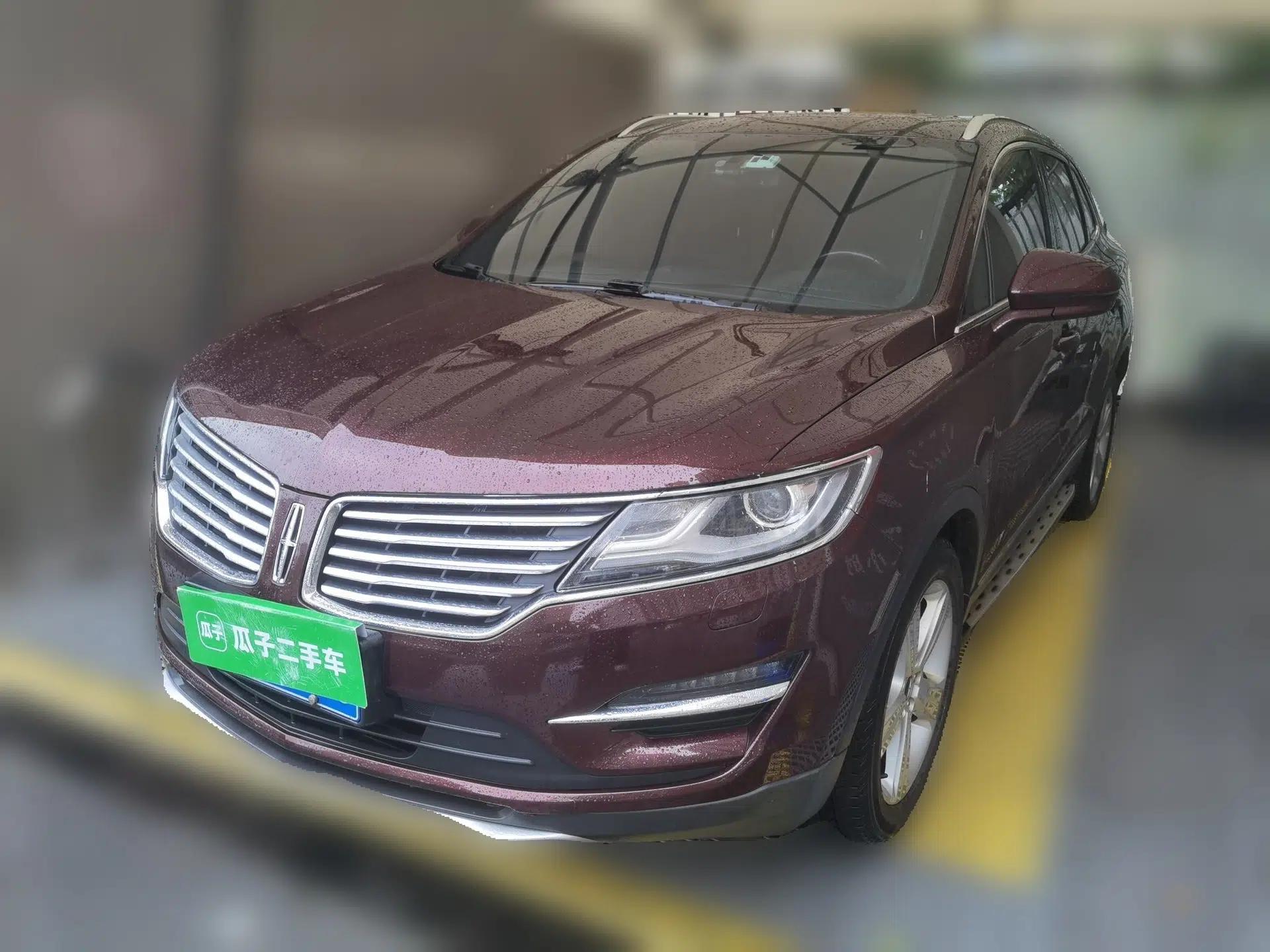 Lincoln MKC 2017 2.0T Two-Wheel Drive Deluxe Edition — миниатюра 1