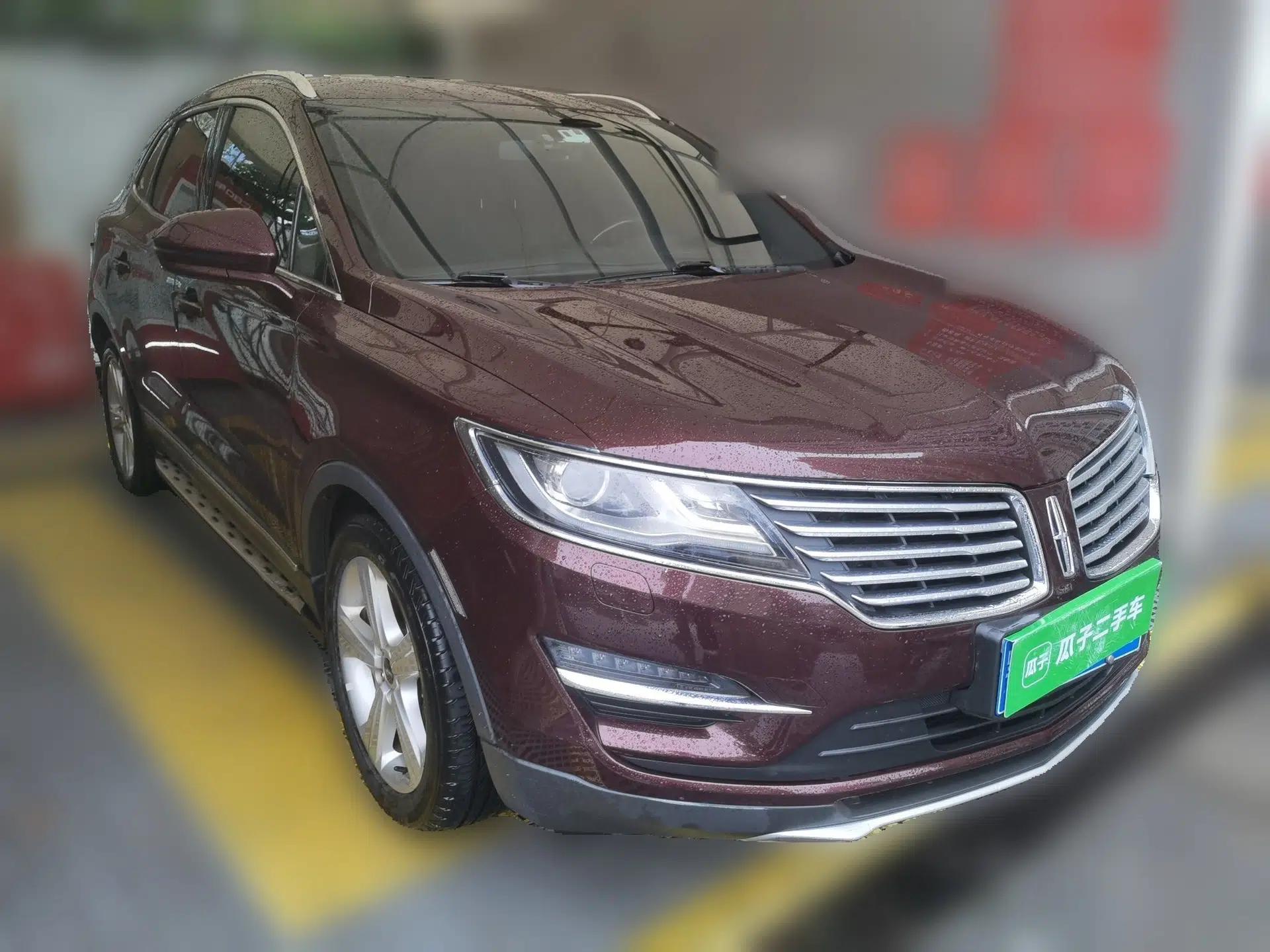 Lincoln MKC 2017 2.0T Two-Wheel Drive Deluxe Edition — миниатюра 3