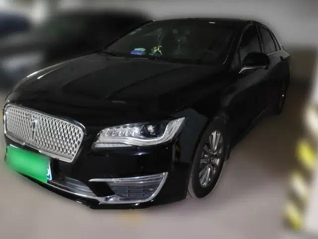 Lincoln MKZ 2018 2.0T Premium Edition