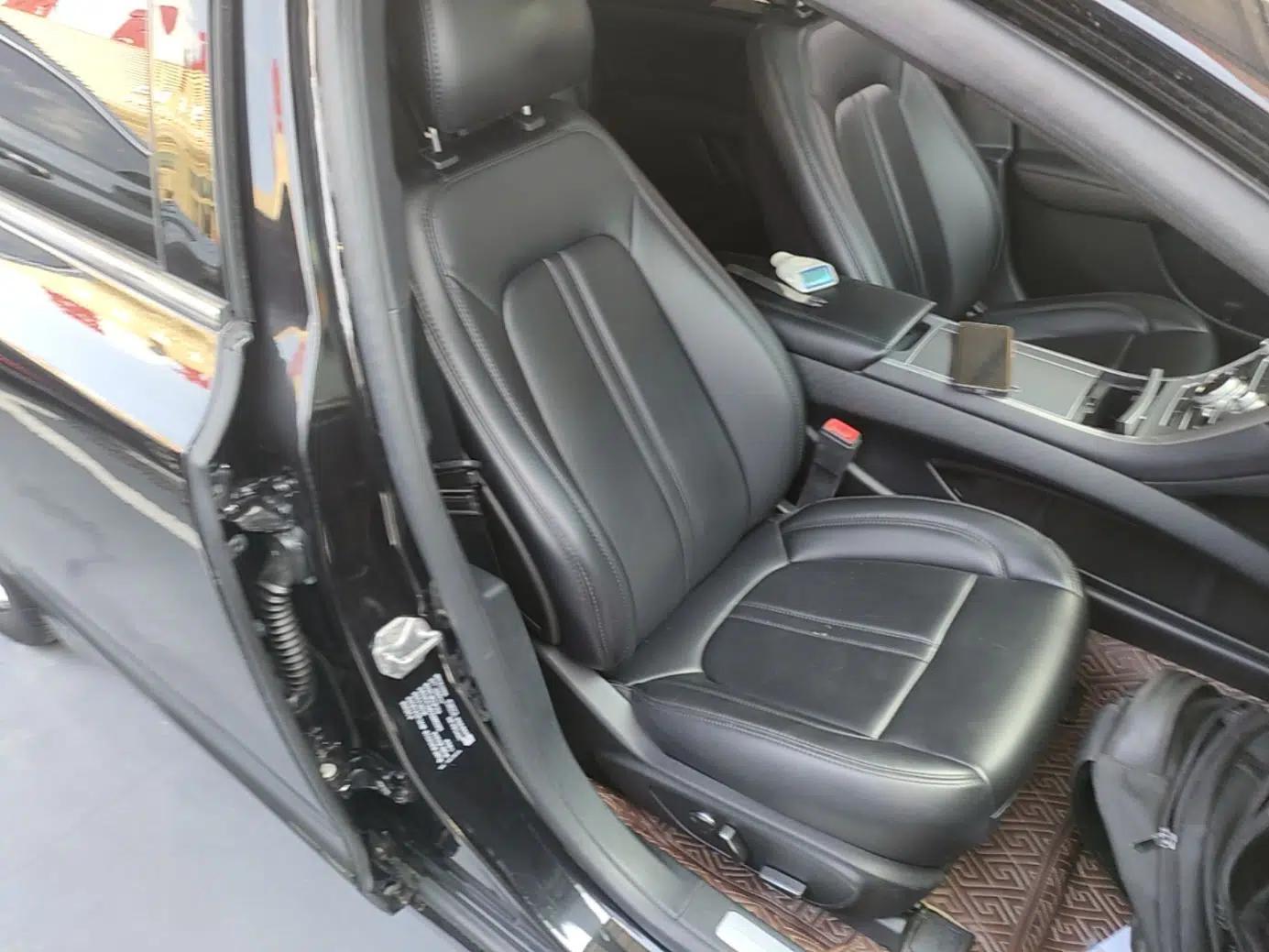 Lincoln MKZ 2019 2.0T Luxury Edition China VI — миниатюра 23