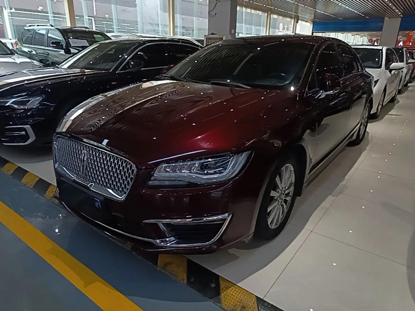 Lincoln MKZ 2018 2.0T Premium Edition — миниатюра 1