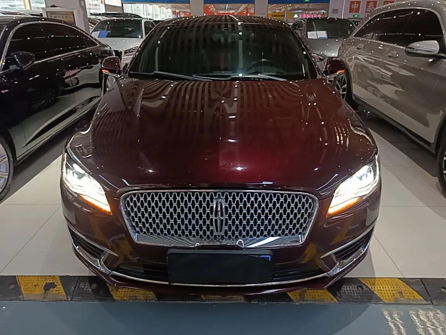 Lincoln MKZ 2018 2.0T Premium Edition — миниатюра 2