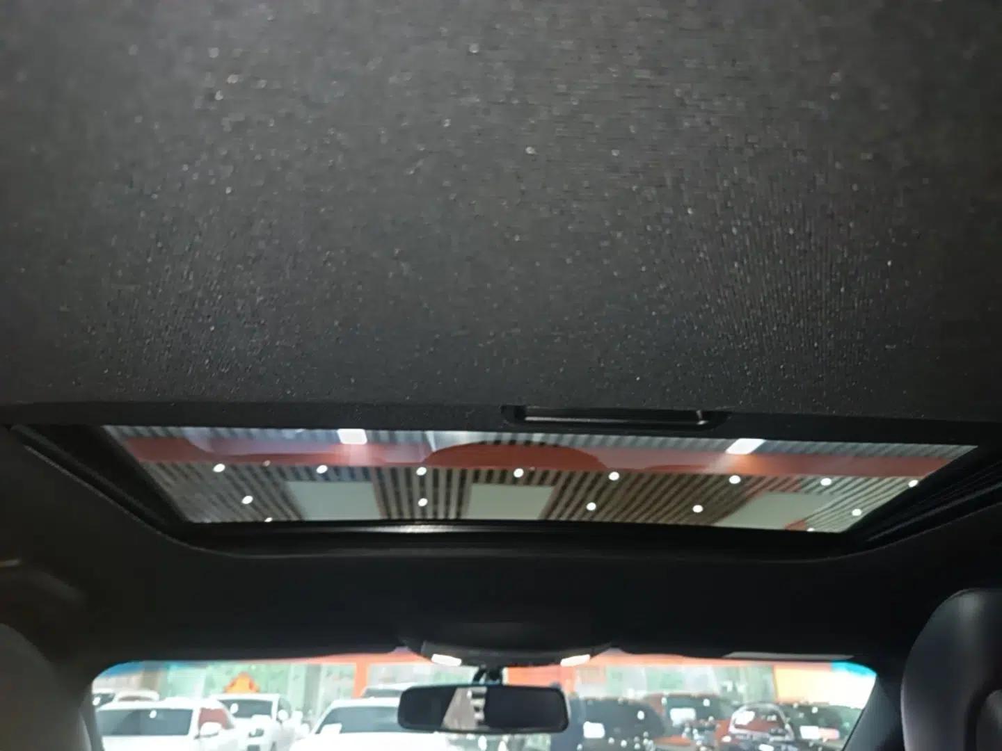 Lincoln MKZ 2018 2.0T Premium Edition — миниатюра 21