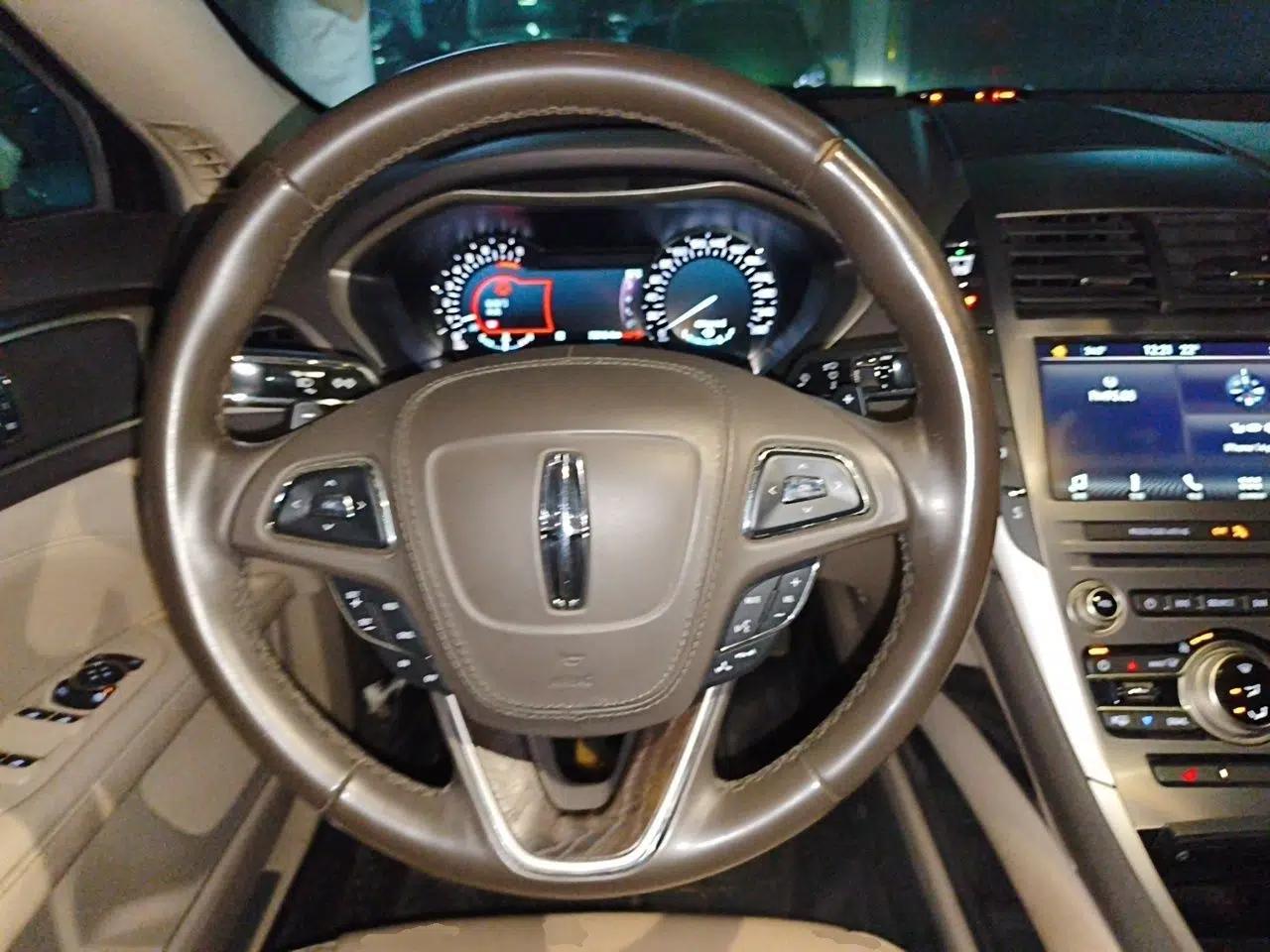 Lincoln MKZ 2018 2.0T Premium Edition — миниатюра 11