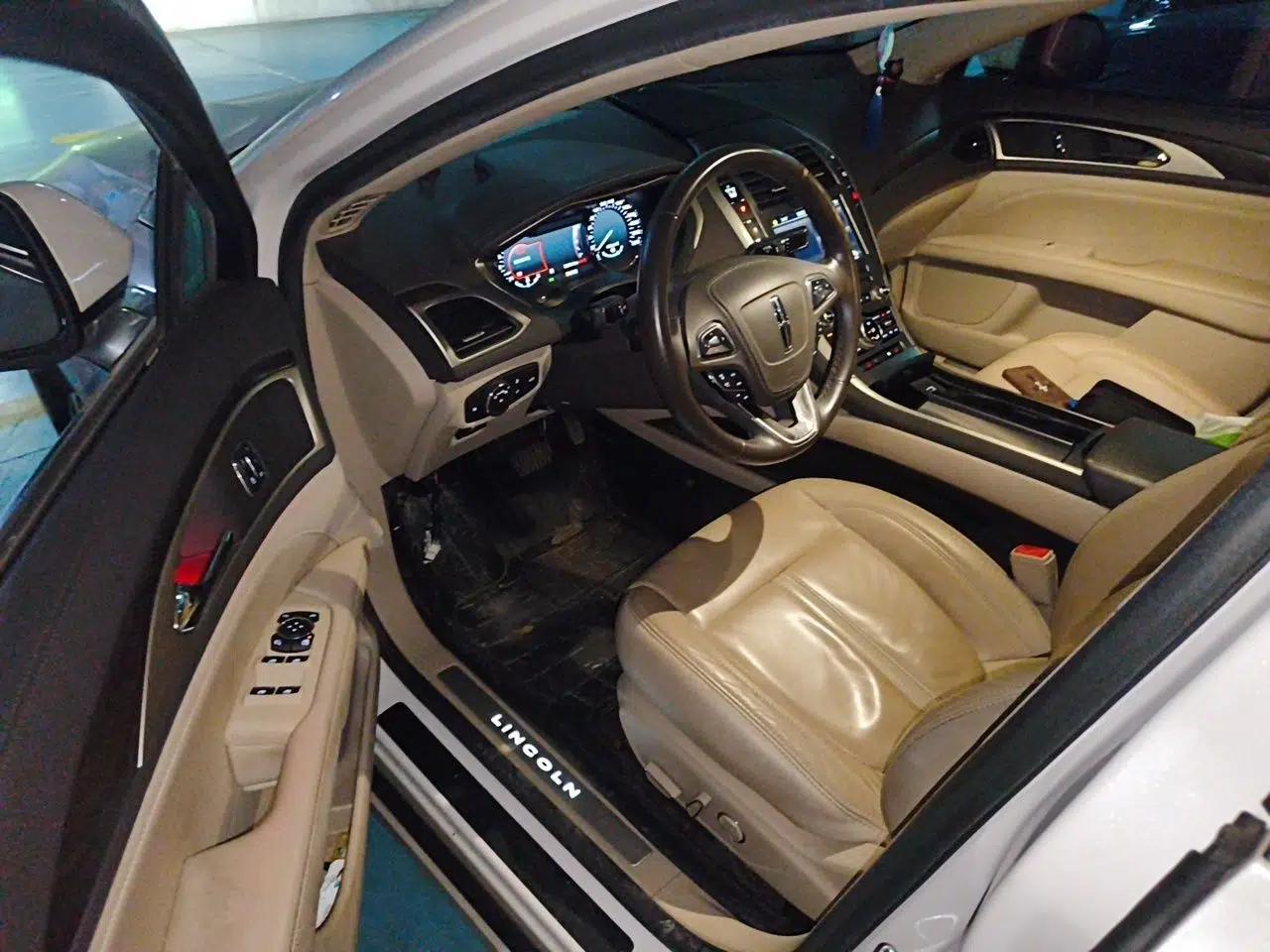 Lincoln MKZ 2018 2.0T Premium Edition — миниатюра 17