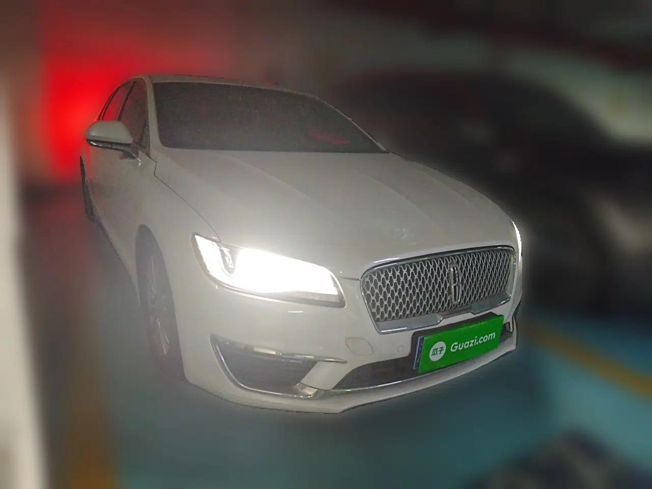 Lincoln MKZ 2018 2.0T Premium Edition — миниатюра 3