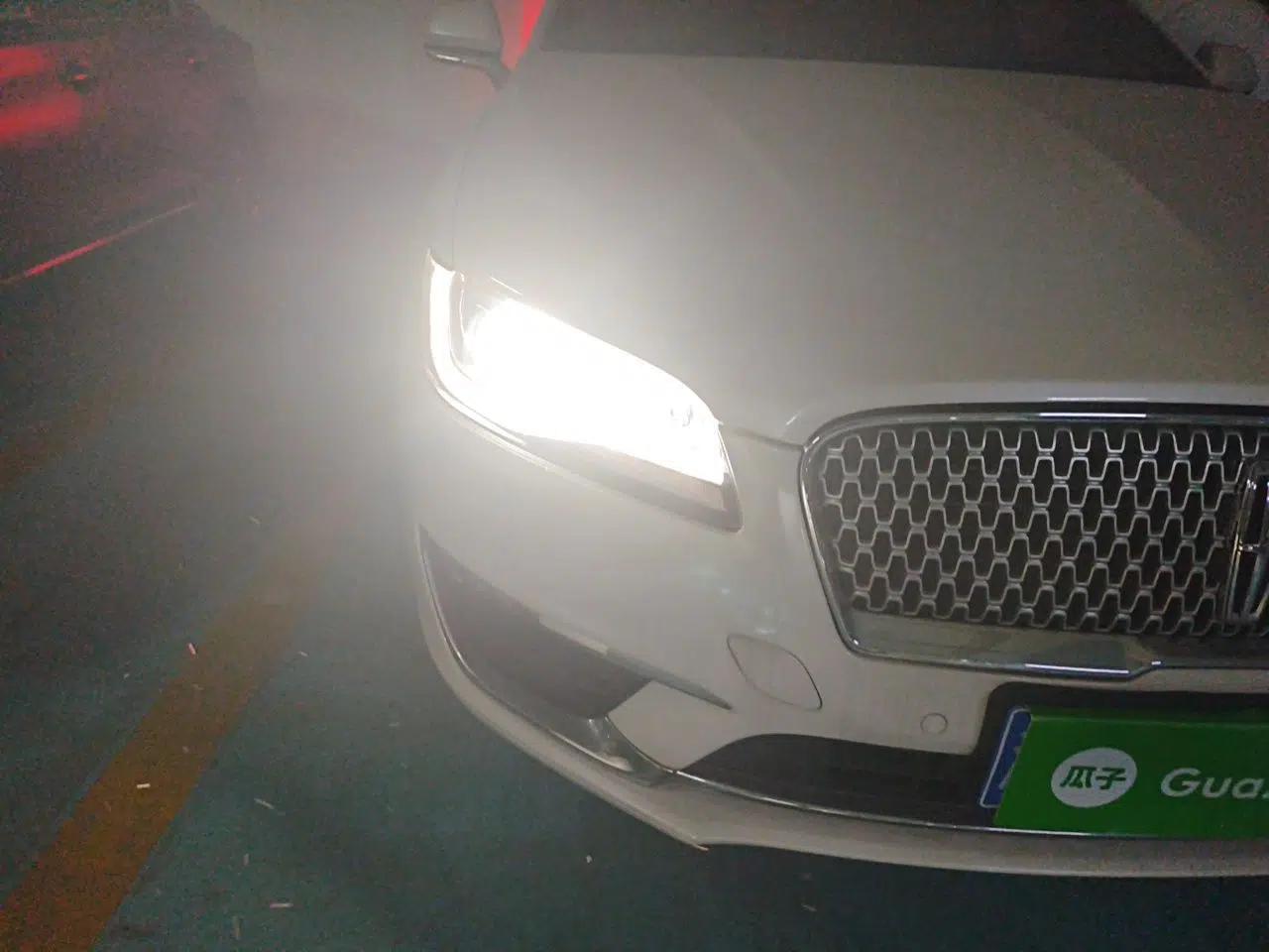 Lincoln MKZ 2018 2.0T Premium Edition — миниатюра 7