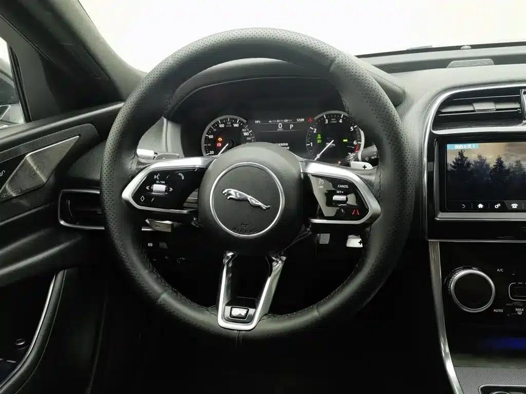 Jaguar XEL 2020 2.0T 200PS R-DYNAMIC Youth Sport Edition — миниатюра 11