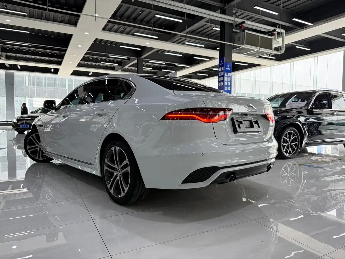 2022 Jaguar XEL 2.0T 250PS R-DYNAMIC S Progressive Sport Edition — миниатюра 7