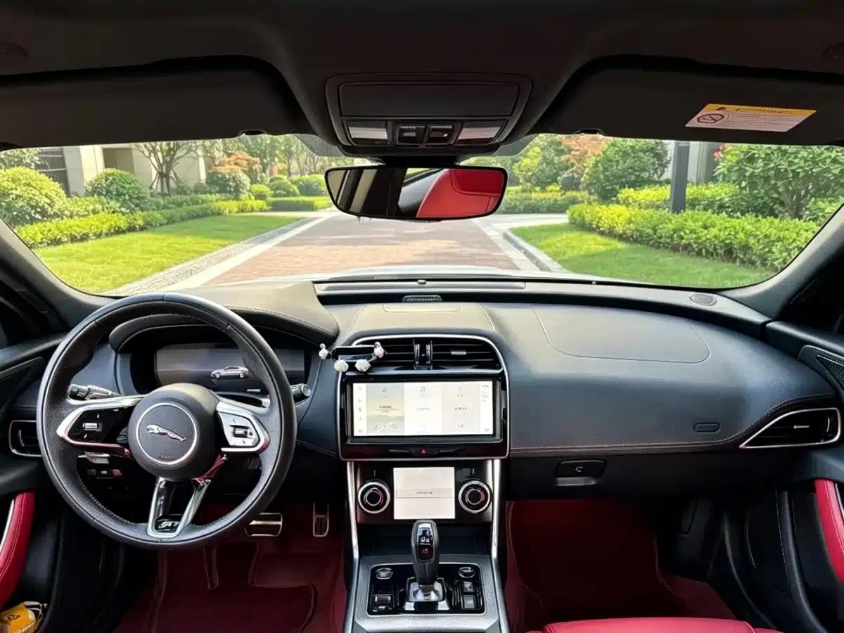 2024 Jaguar XEL 2.0T 250PS R-DYNAMIC S Progressive Sport Edition — миниатюра 5