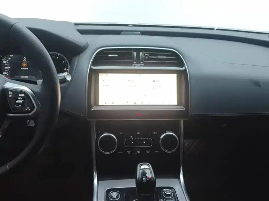 Jaguar XEL 2020 2.0T 200PS R-DYNAMIC S Progressive Sport Edition — миниатюра 13