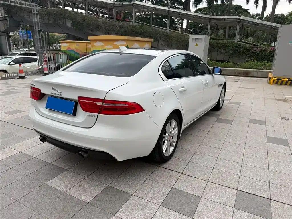 2018 Jaguar XEL 2.0T 200PS Luxury Edition — миниатюра 9