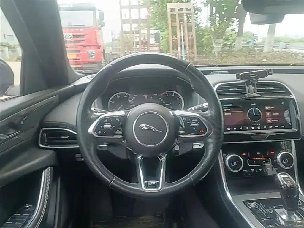 Jaguar XEL 2020 2.0T 200PS R-DYNAMIC S Progressive Sport Edition — миниатюра 11
