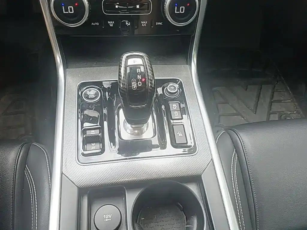 Jaguar XEL 2020 2.0T 200PS R-DYNAMIC S Progressive Sport Edition — миниатюра 14