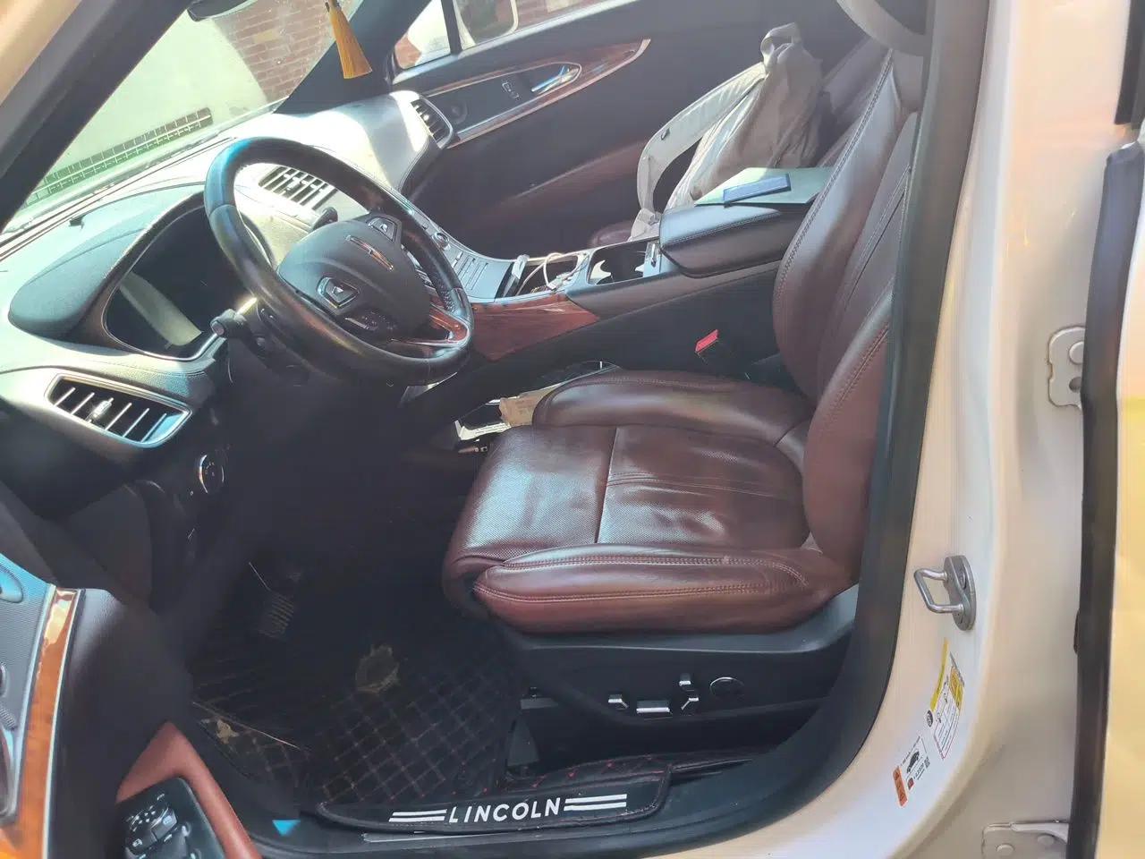 Lincoln MKX 2015 2.7T Four-Wheel Drive Prestige Edition — миниатюра 16