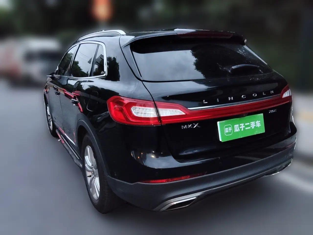 Lincoln MKX 2017 2.0T Two-Wheel Drive Deluxe Edition — миниатюра 4