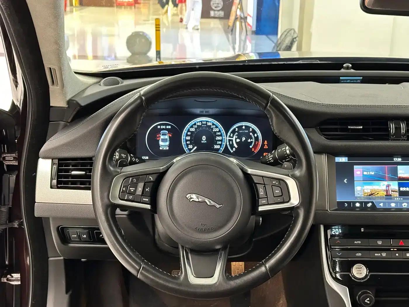 2018 Jaguar XFL 2.0T 250PS Luxury Edition — миниатюра 17