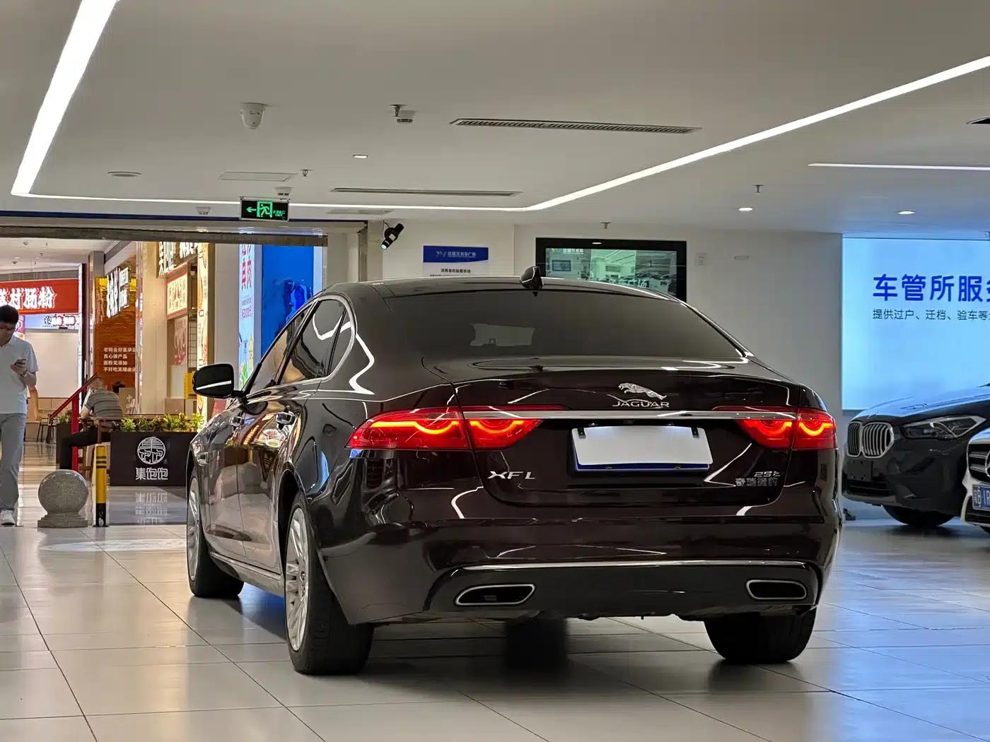2018 Jaguar XFL 2.0T 250PS Luxury Edition — миниатюра 7