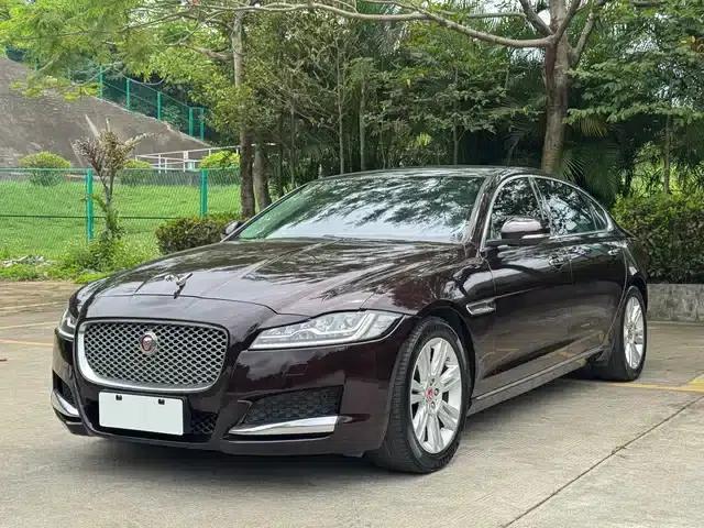 2018 Jaguar XFL 2.0T 250PS Luxury Edition