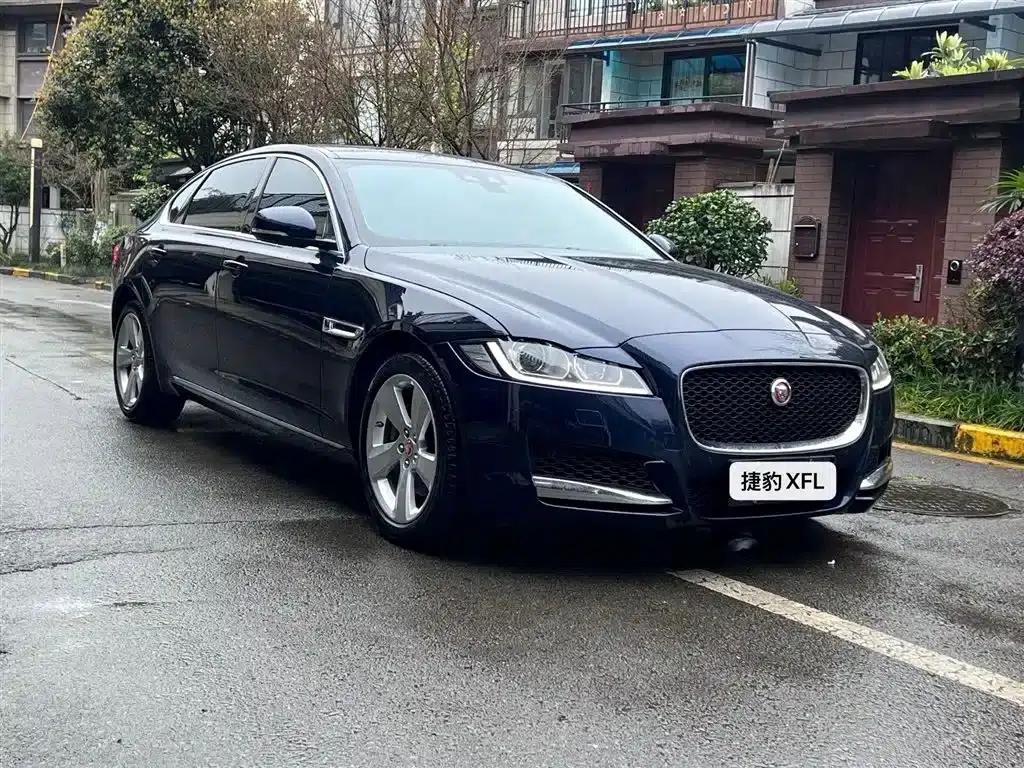 2020 Jaguar XFL 2.0T P200 2WD Racing Flag Edition — миниатюра 3