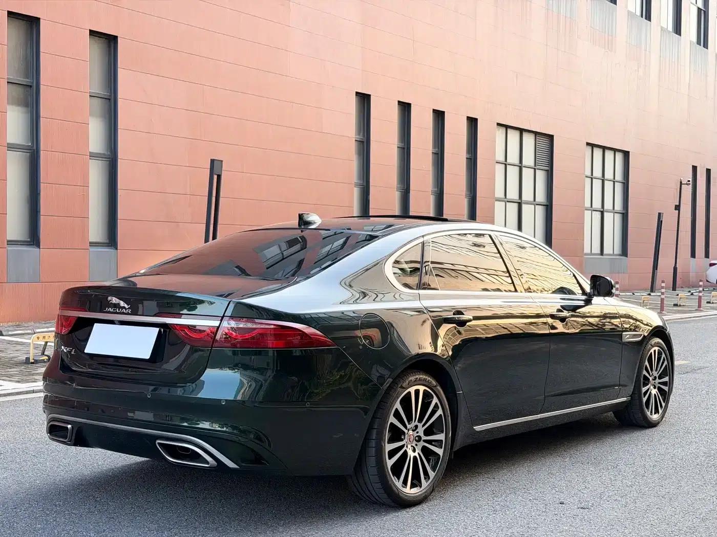 Jaguar XFL 2024 2.0T P250 2WD Luxury Edition — миниатюра 20