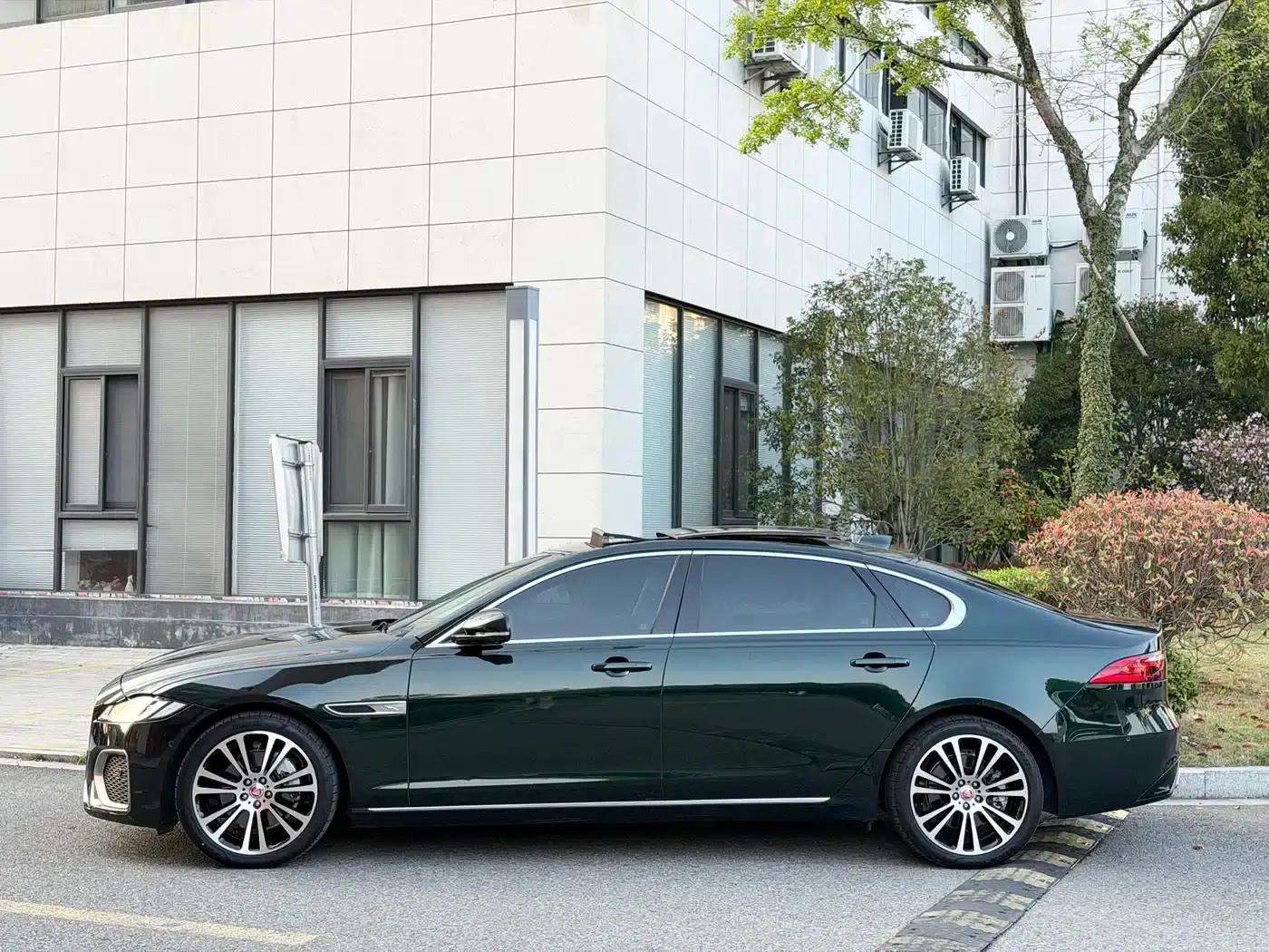 Jaguar XFL 2024 2.0T P250 2WD Luxury Edition — миниатюра 5