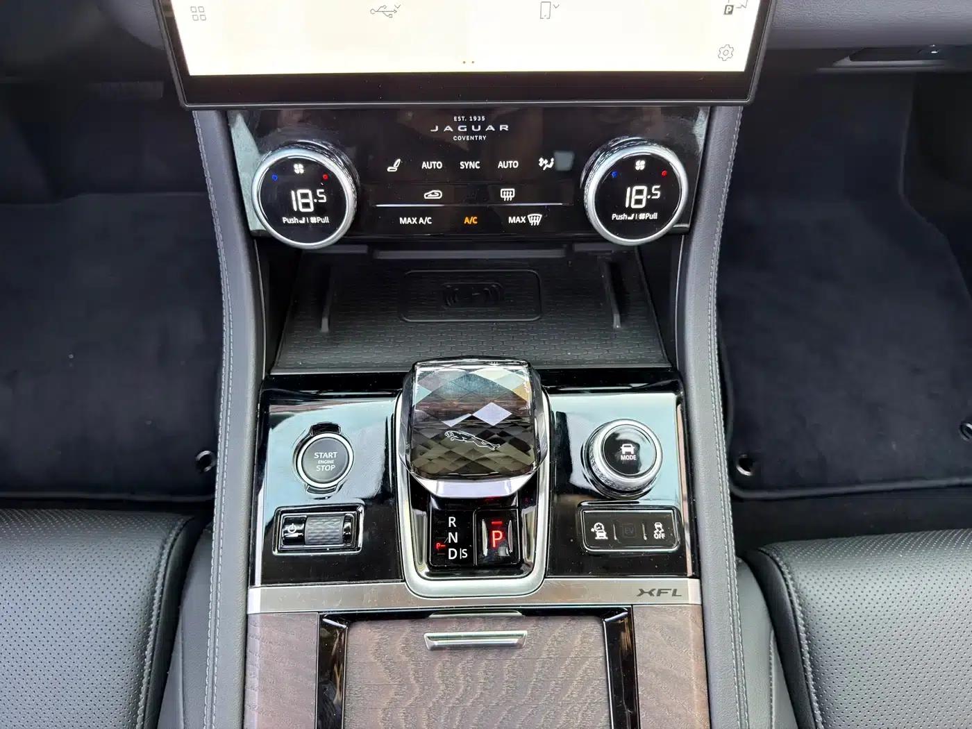 Jaguar XFL 2024 2.0T P250 2WD Luxury Edition — миниатюра 10
